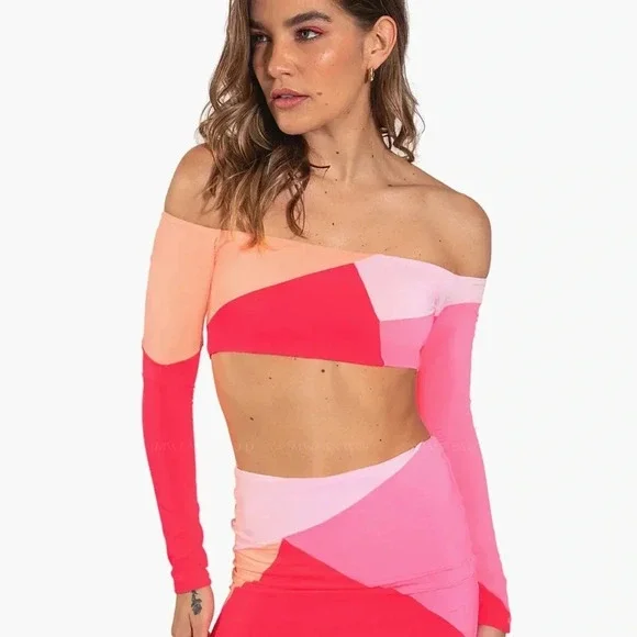 NWT OneOne Swimwear SET Bikini Gili Antonia Fernanda Pink Red NEW Long Sleeve - Picture 3 of 7